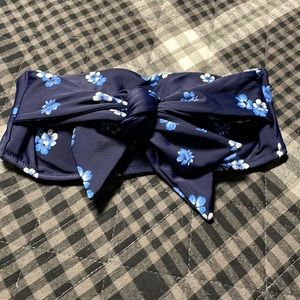 Bandeau style bikini top
